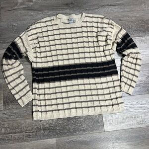 Tony Lambert Design Group Men's Vintage Striped Knit Sweater Large